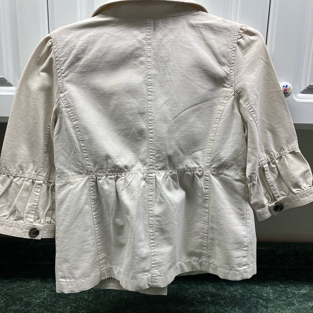 Ann Taylor light khaki 3/4 sleeve blazer - Picture 2 of 7